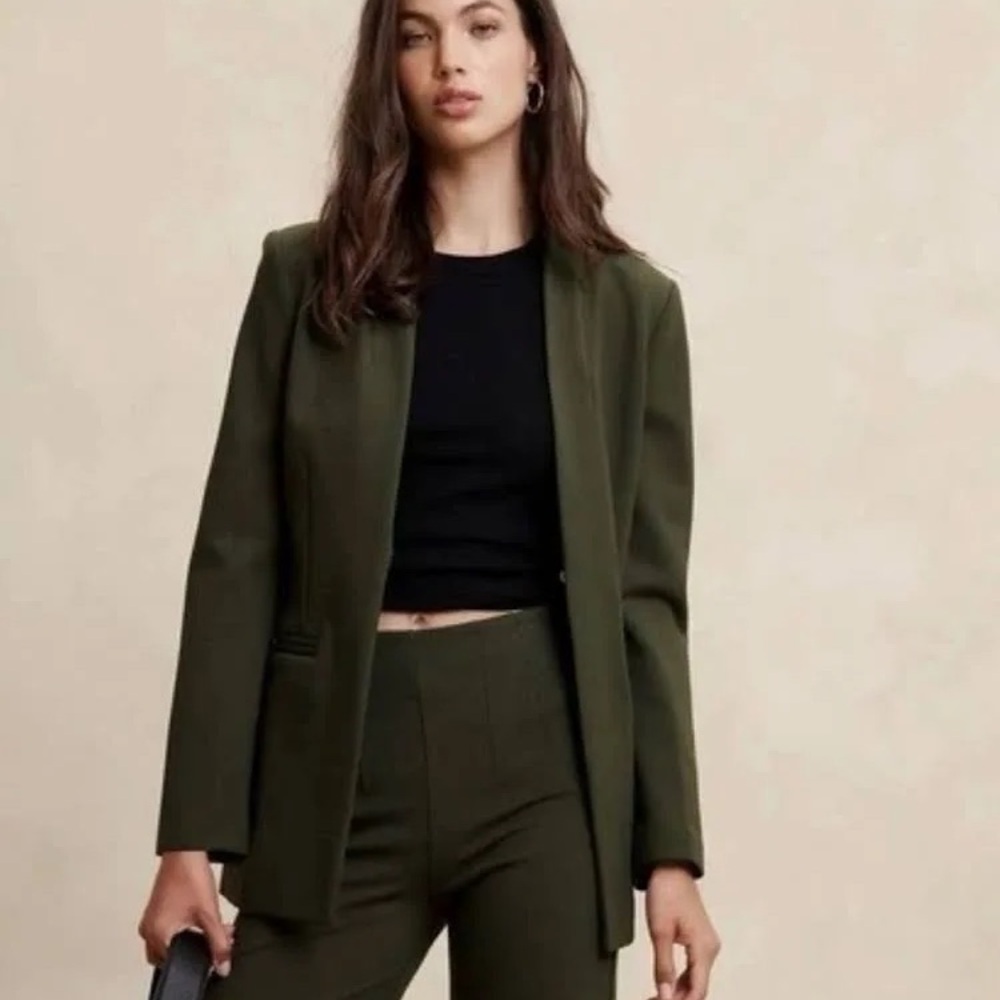 Banana Republic Ponte Collarless Blazer in Mallard Green - Medium
